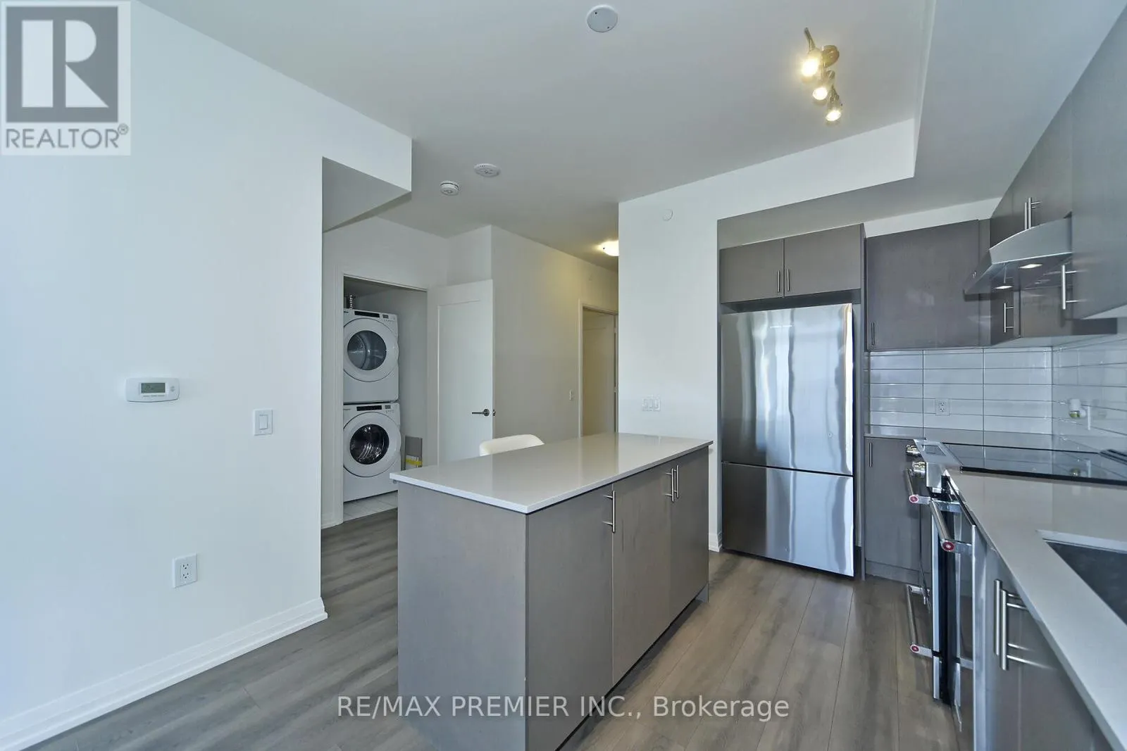 1509 - 9000 JANE STREET