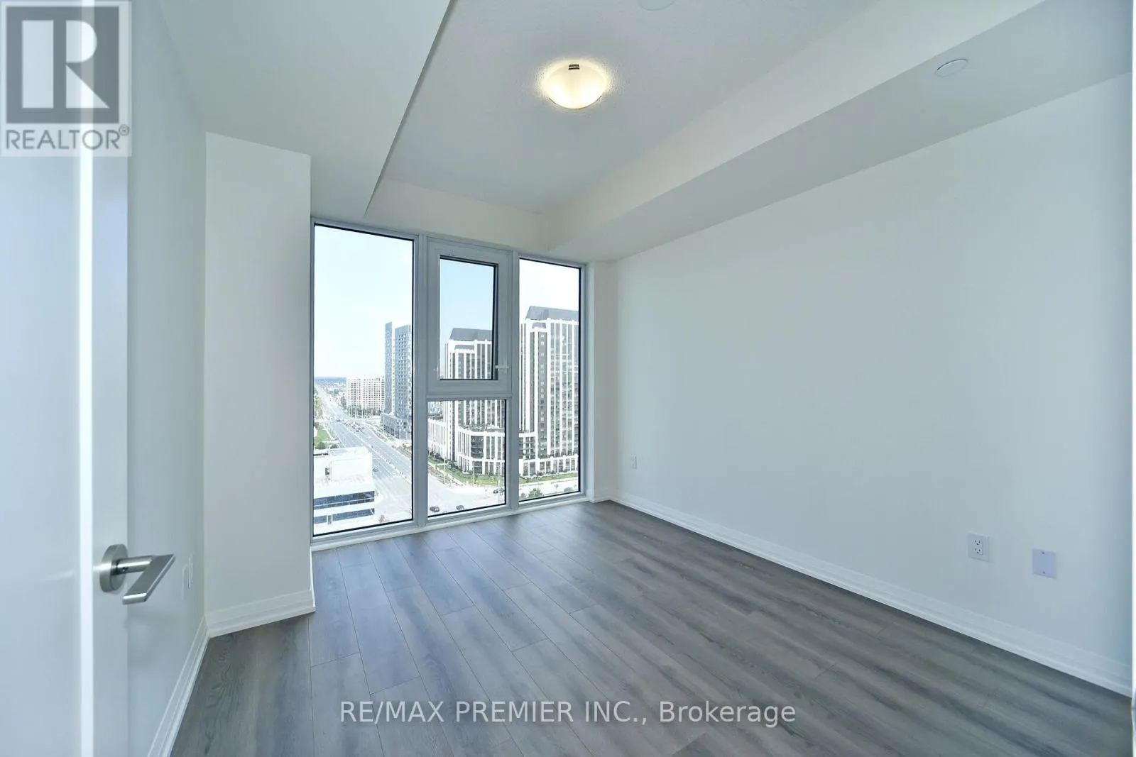 1509 - 9000 JANE STREET