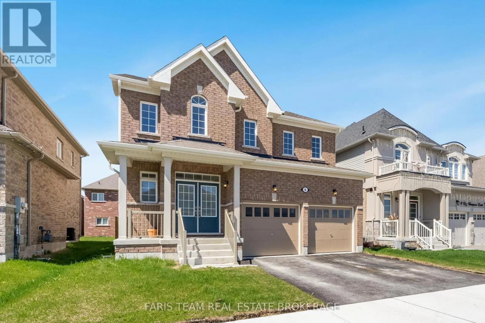 6 CLIFF THOMPSON COURT