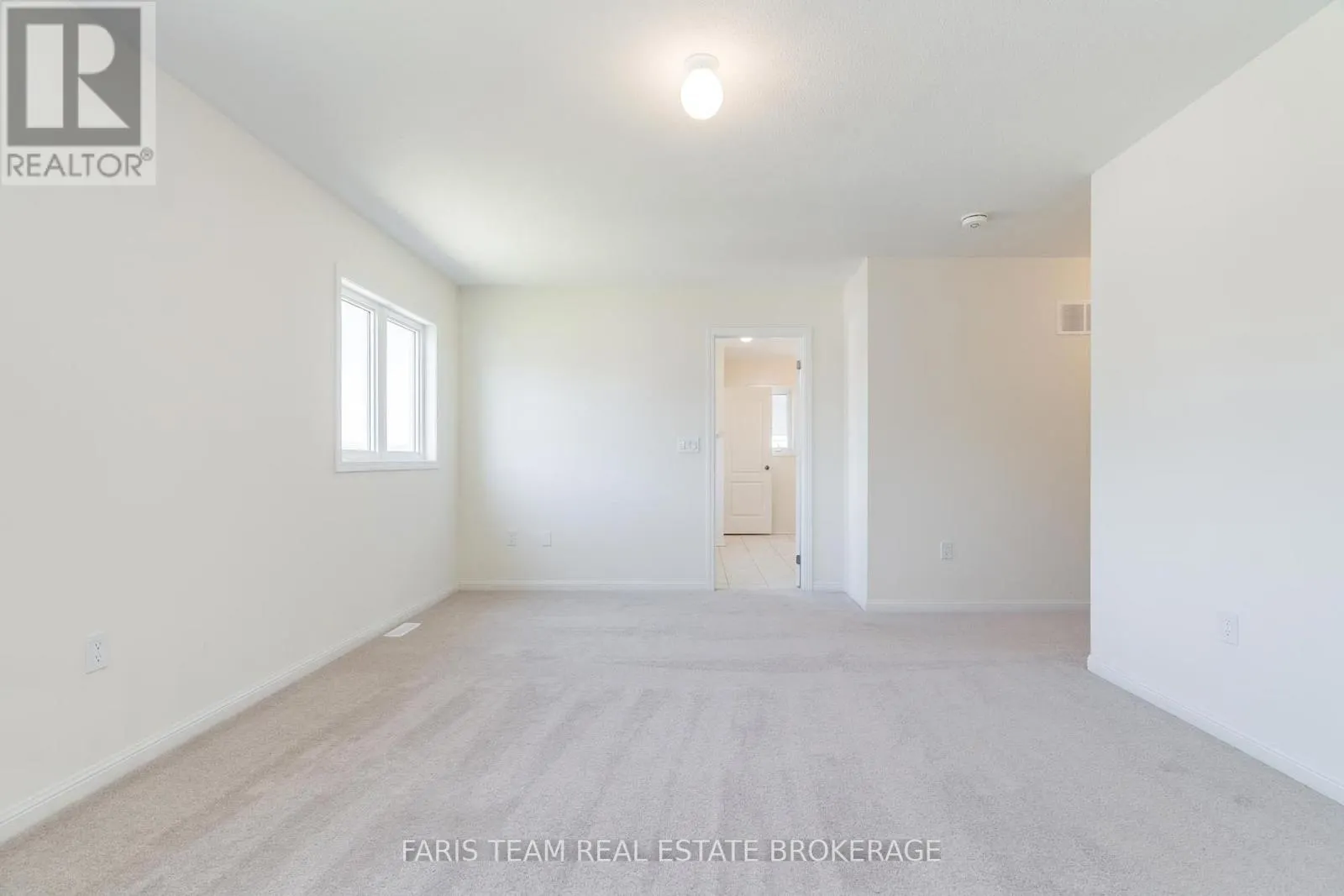 6 CLIFF THOMPSON COURT