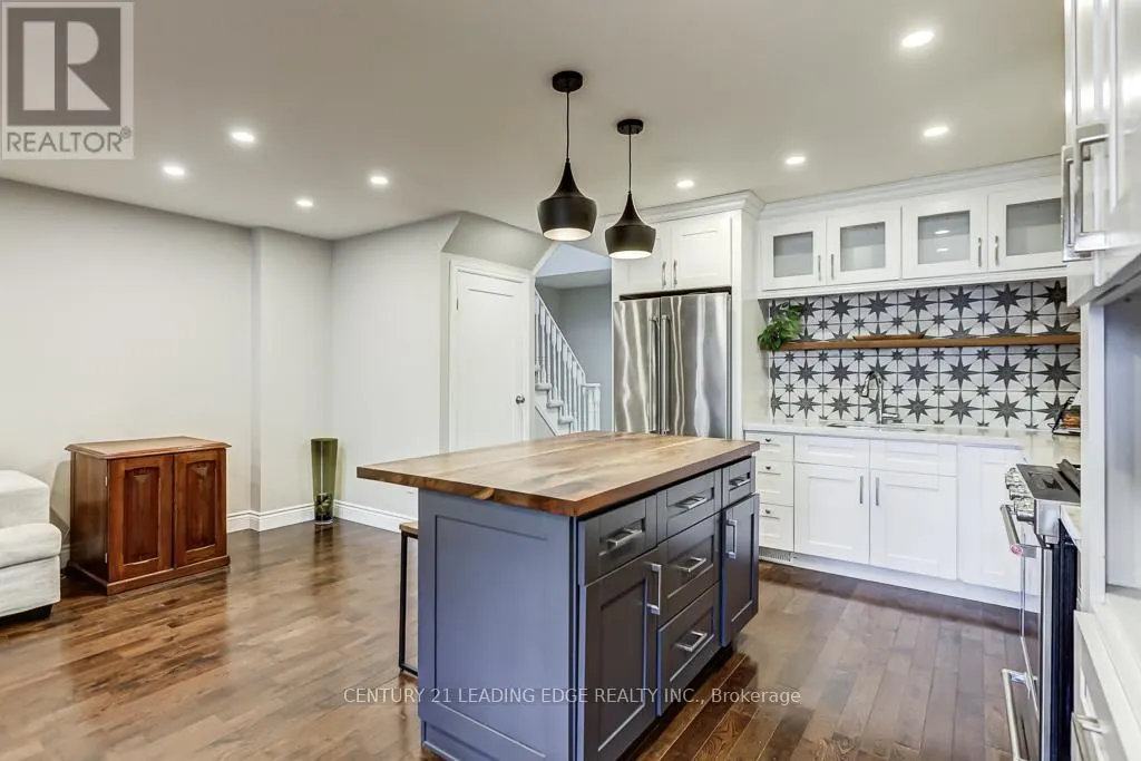 89 REGINALD CRESCENT