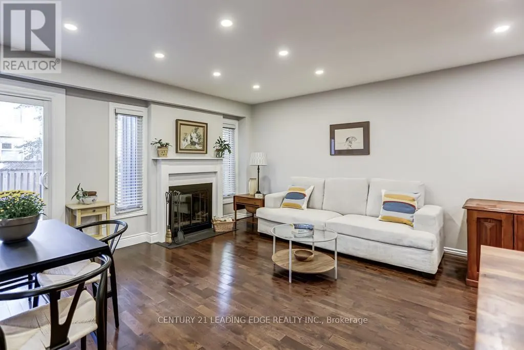 89 REGINALD CRESCENT