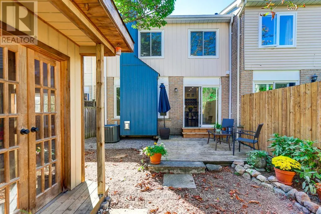 89 REGINALD CRESCENT