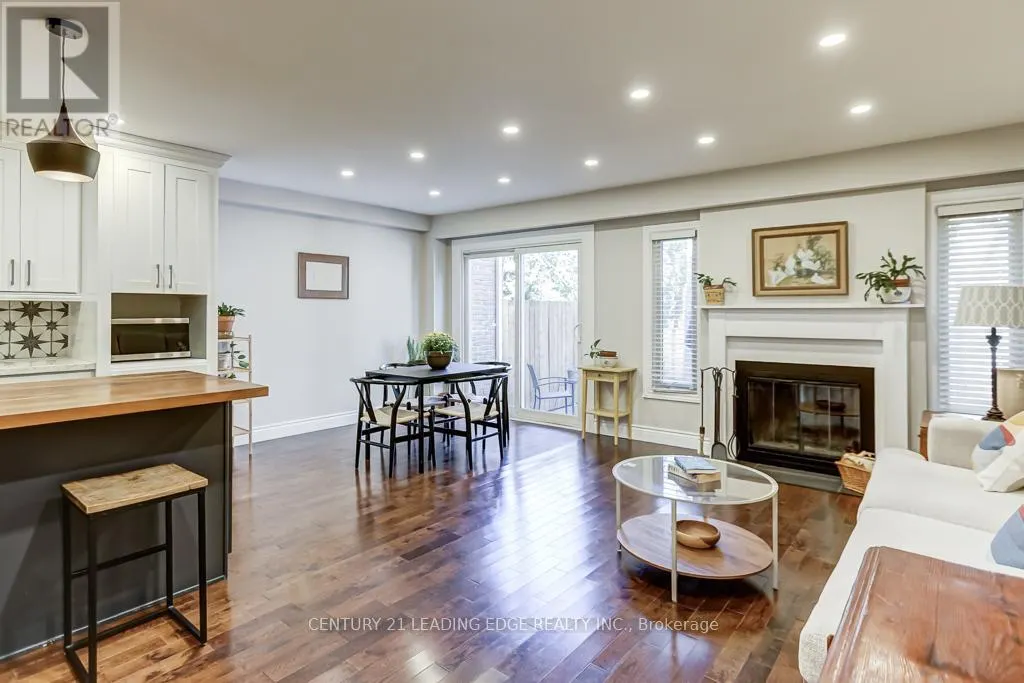 89 REGINALD CRESCENT