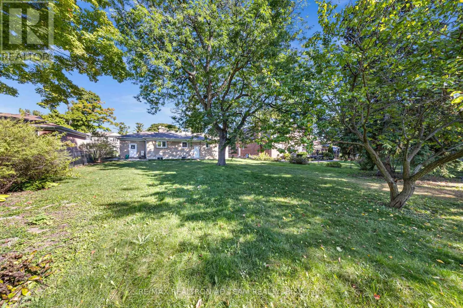 MAIN - 18 WINDRIDGE DRIVE