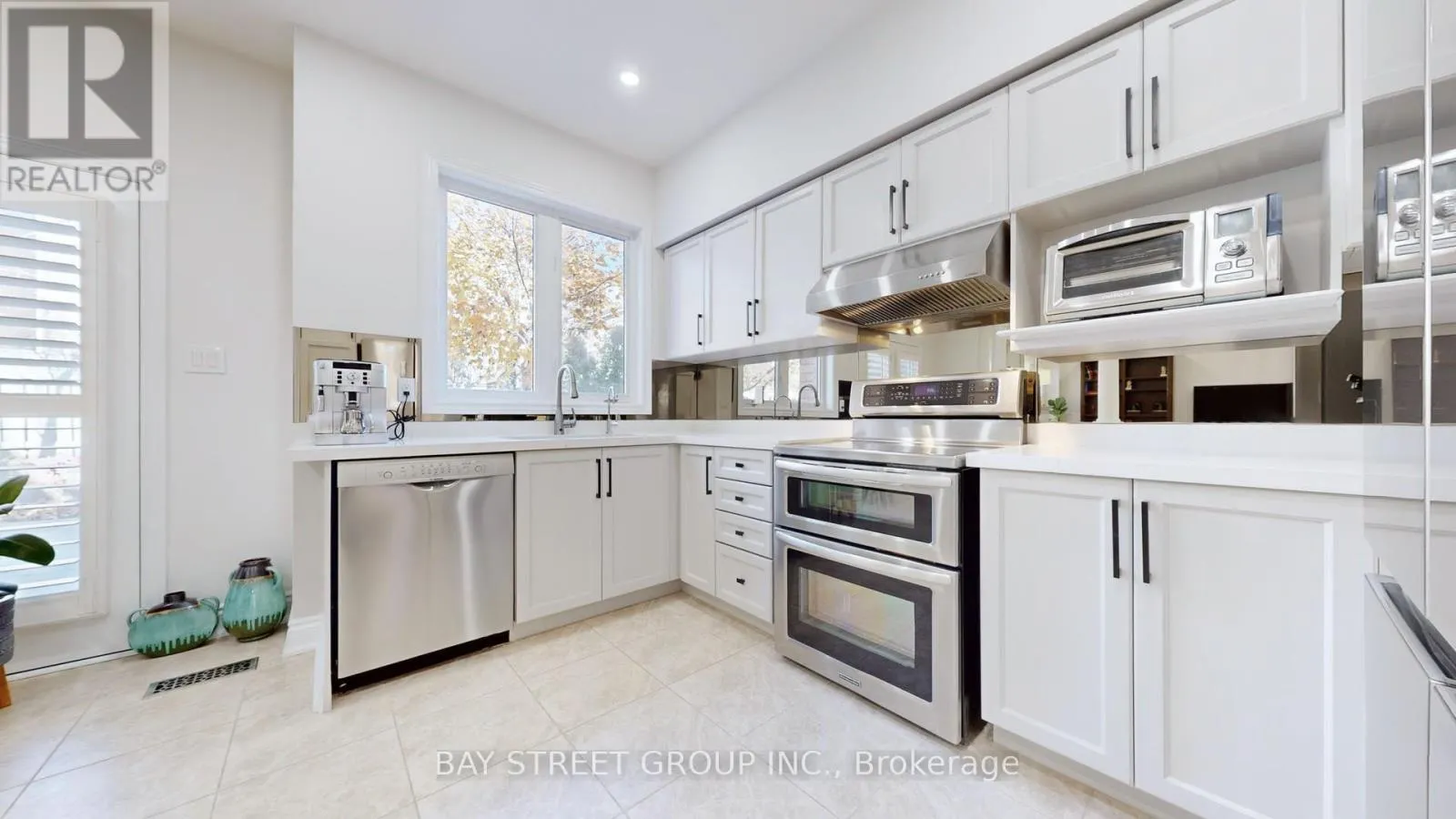 115 COLESBROOK ROAD