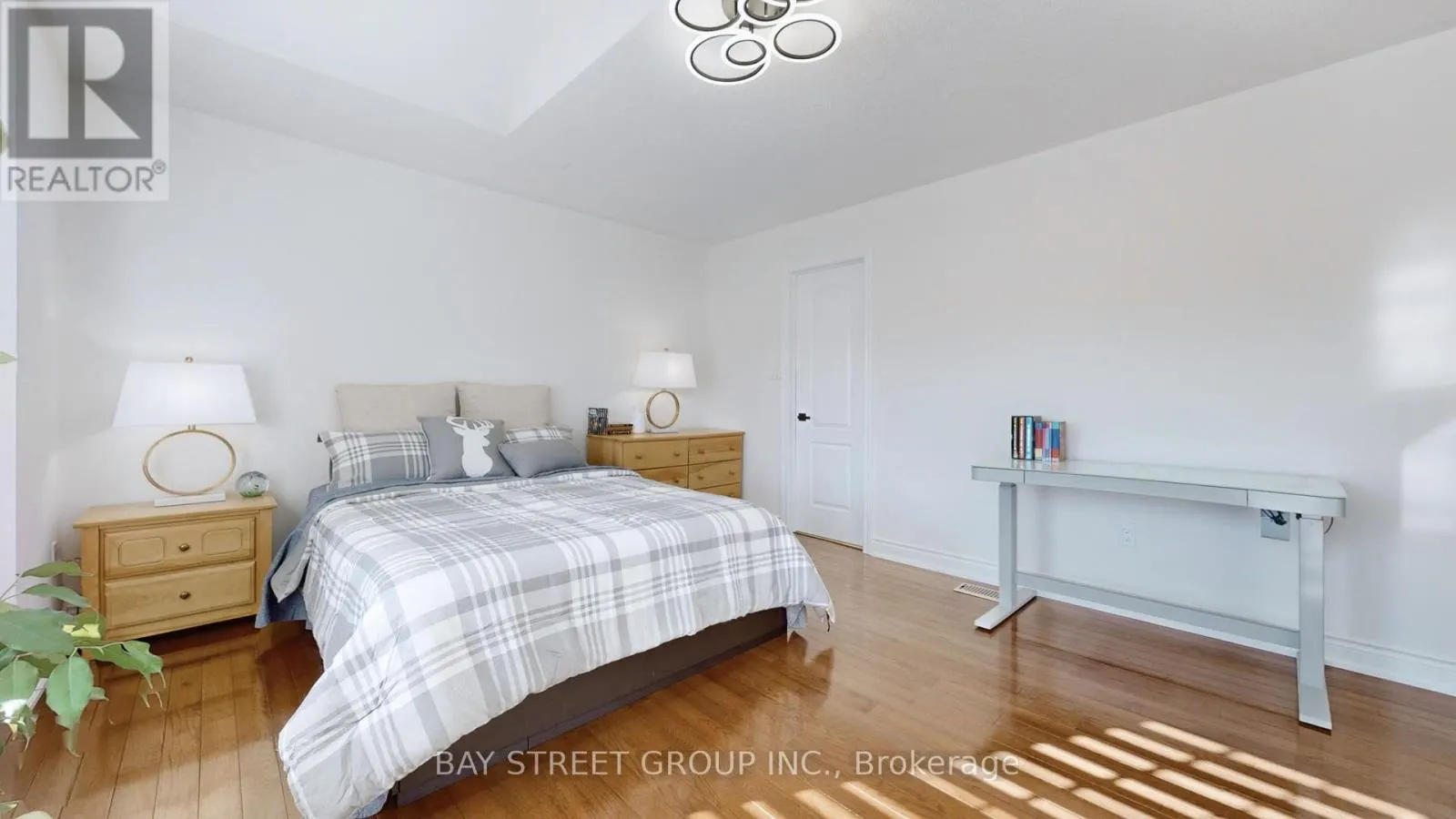 115 COLESBROOK ROAD