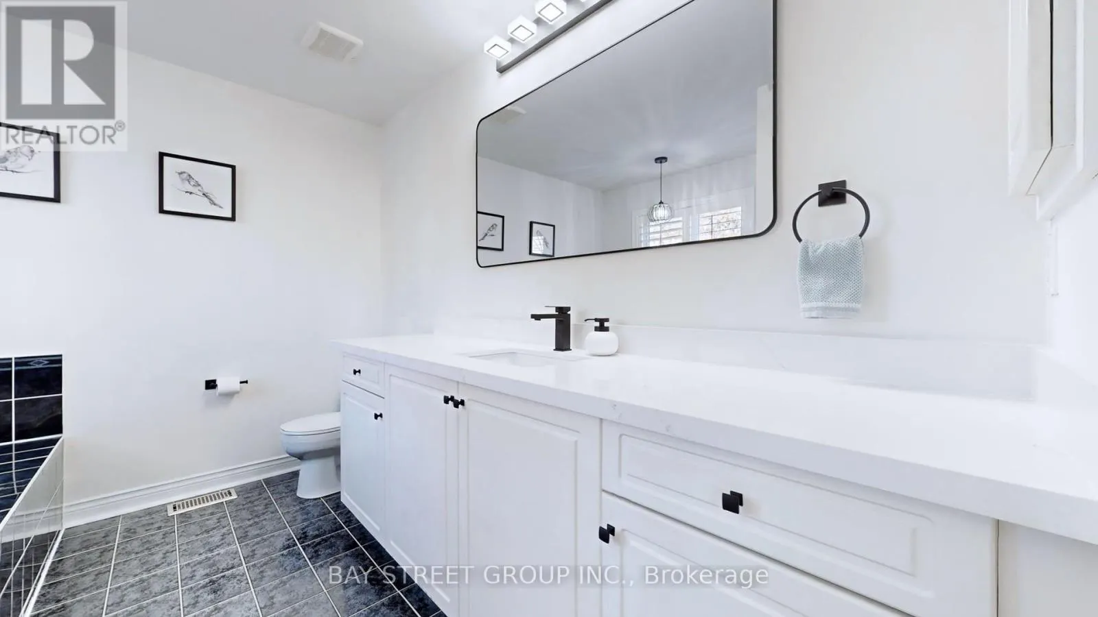 115 COLESBROOK ROAD