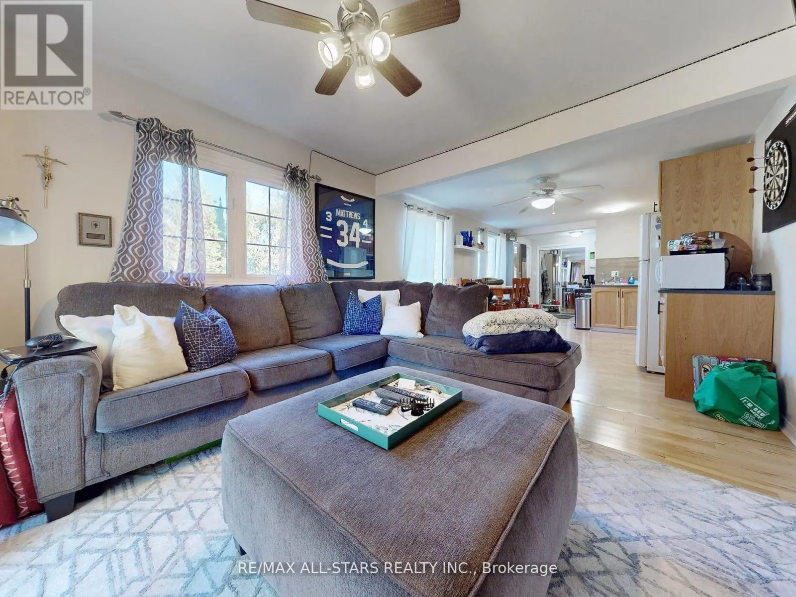 40 RIVERGLEN DRIVE