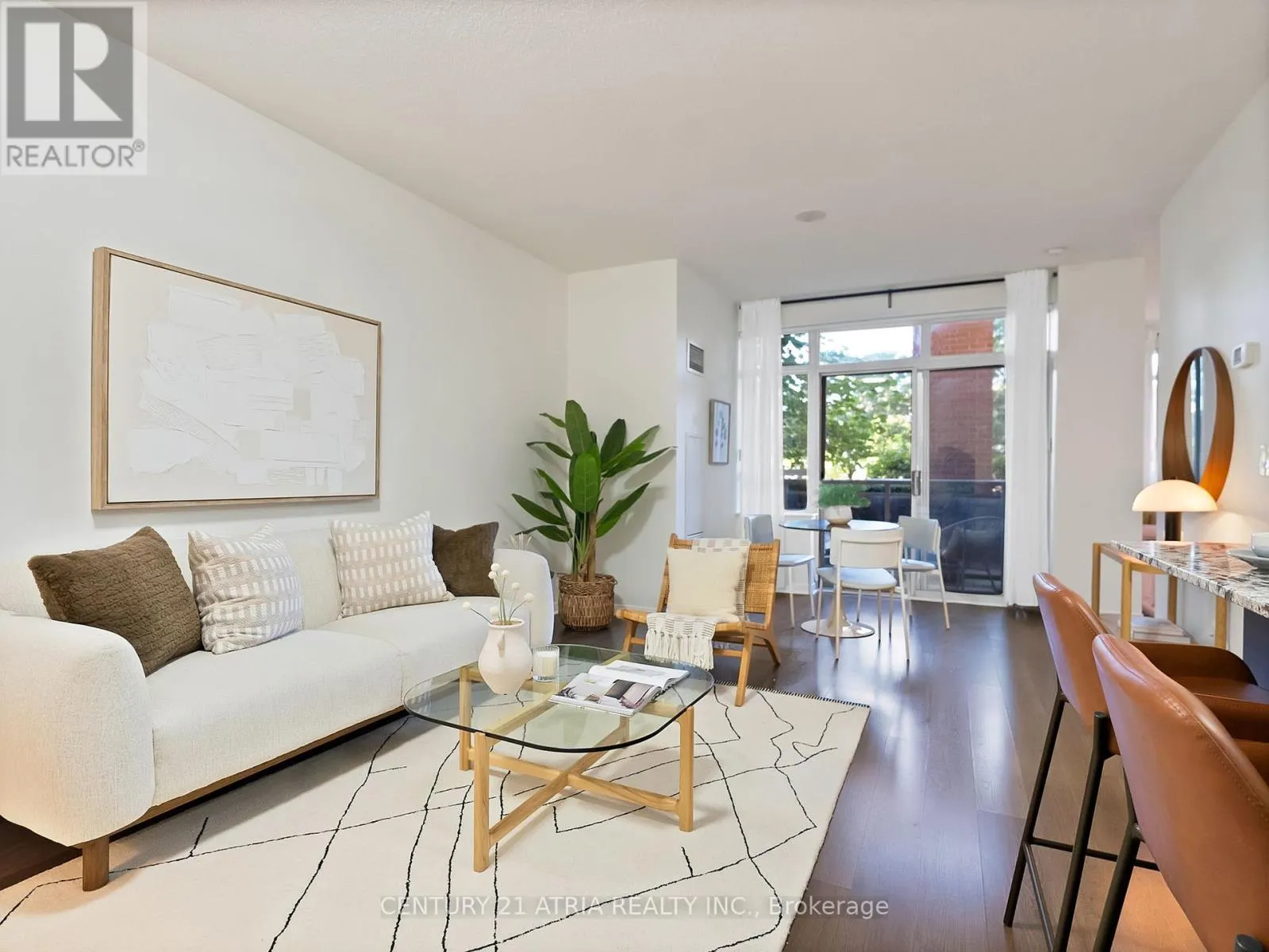 103 - 73 KING WILLIAM CRESCENT