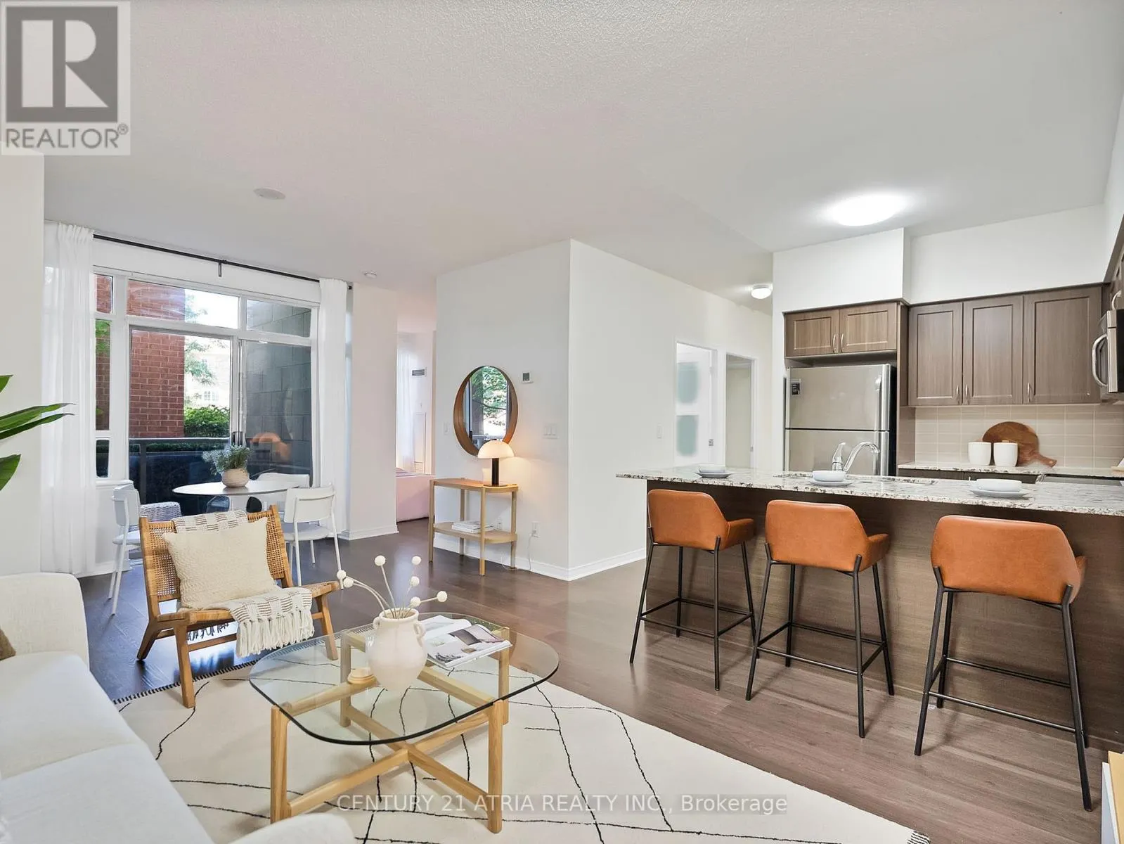 103 - 73 KING WILLIAM CRESCENT