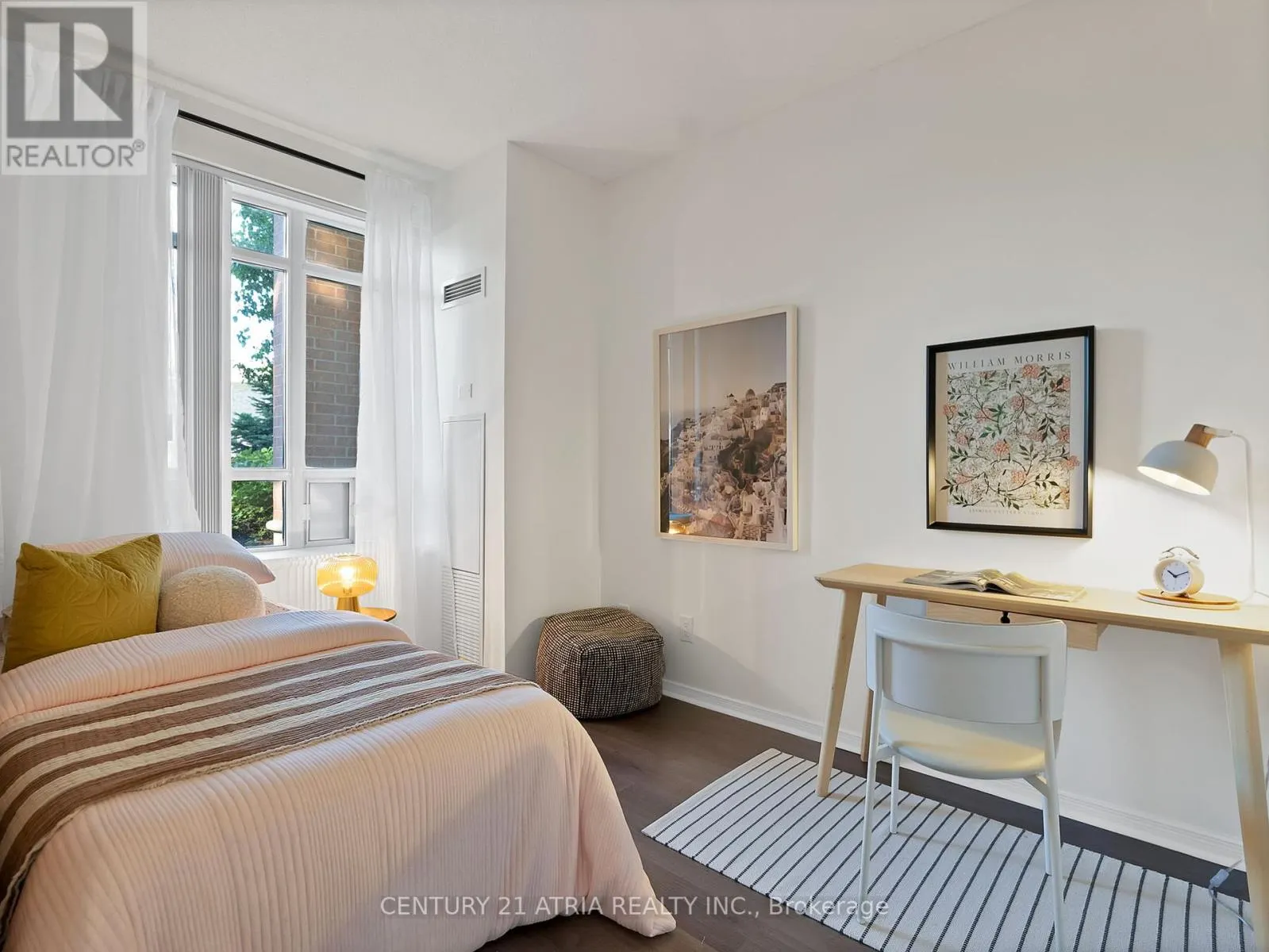 103 - 73 KING WILLIAM CRESCENT