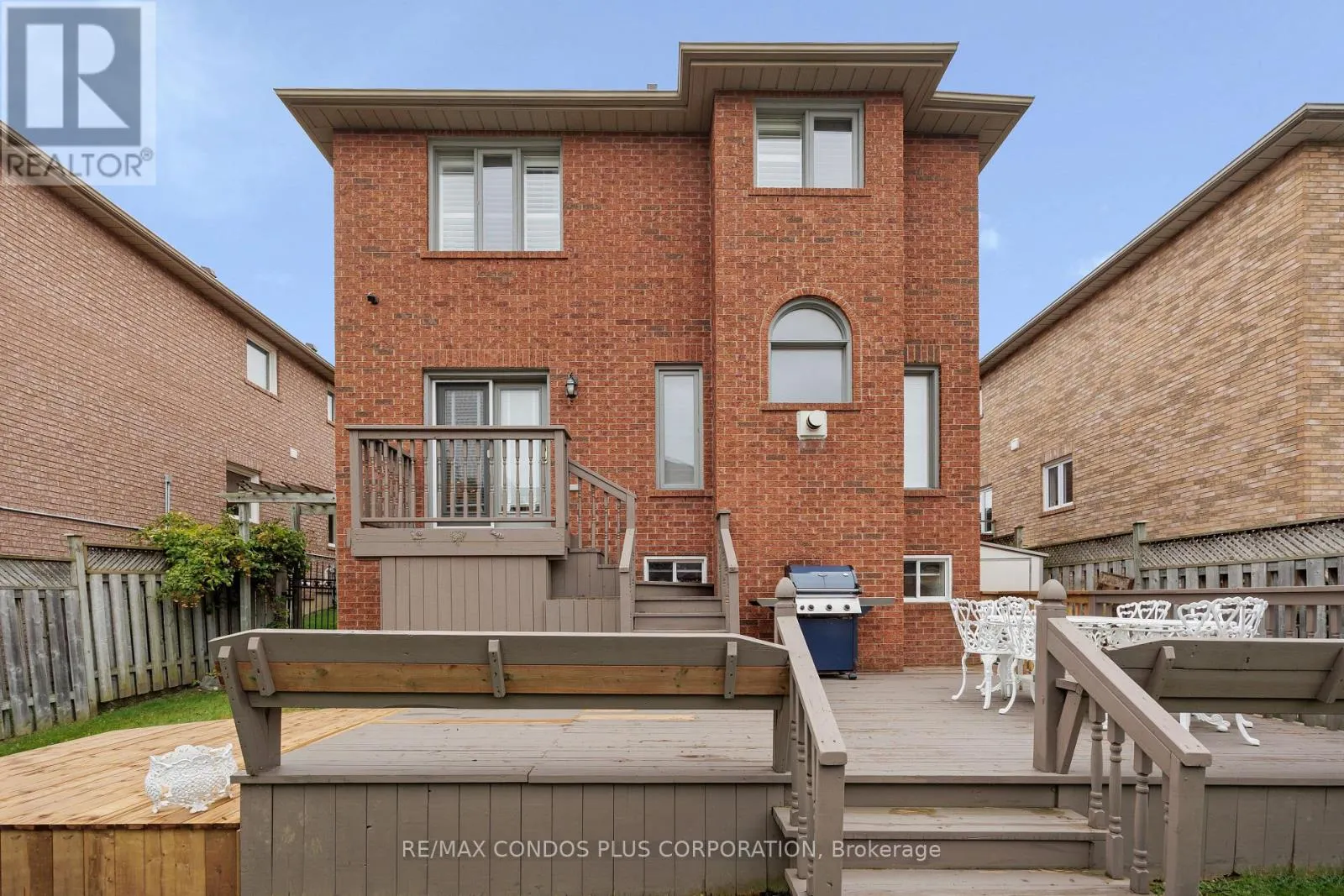 317 CLEARMEADOW BOULEVARD