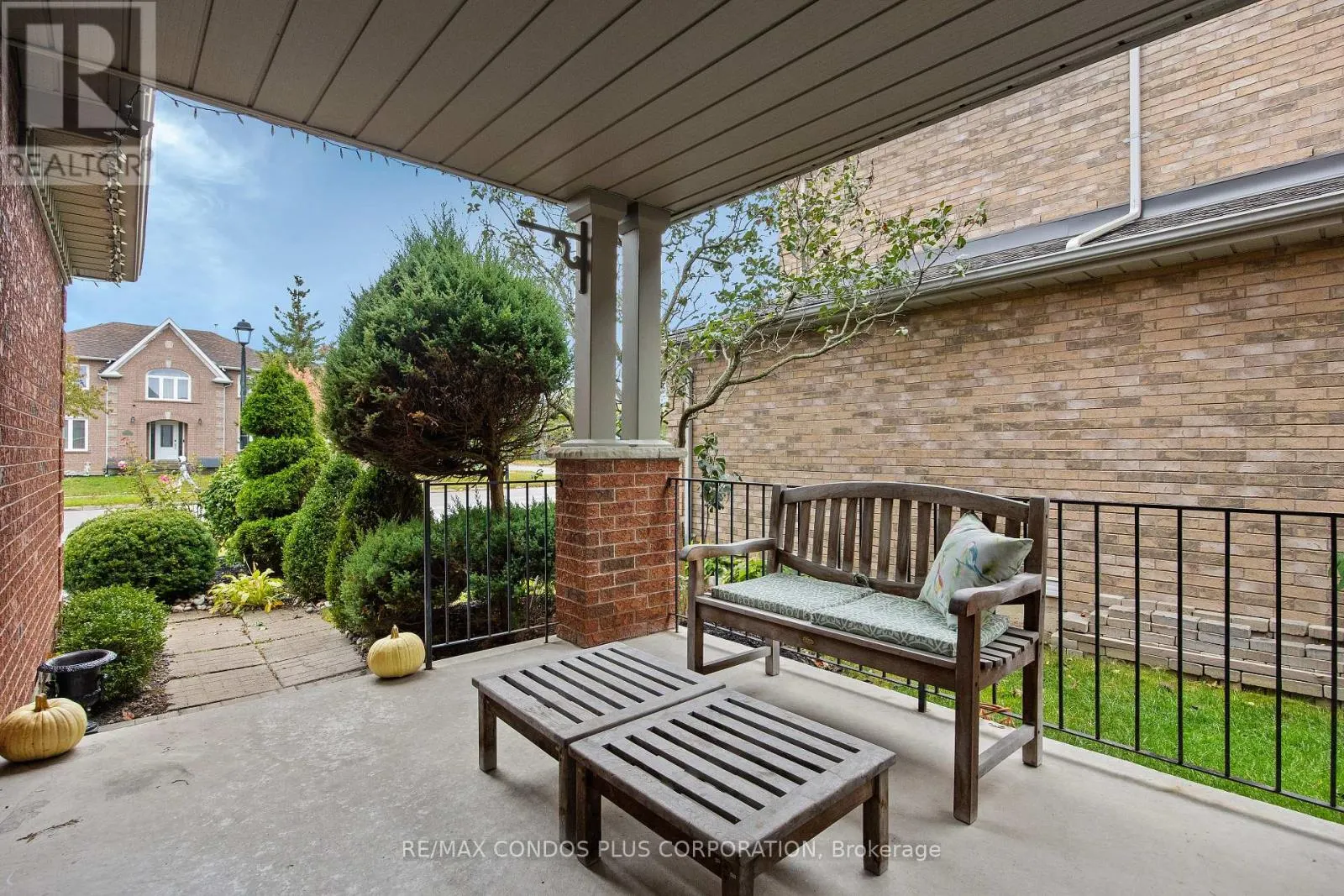 317 CLEARMEADOW BOULEVARD