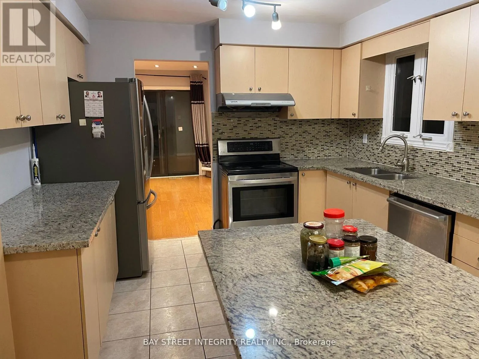 MAIN - 9 FORBES CRESCENT