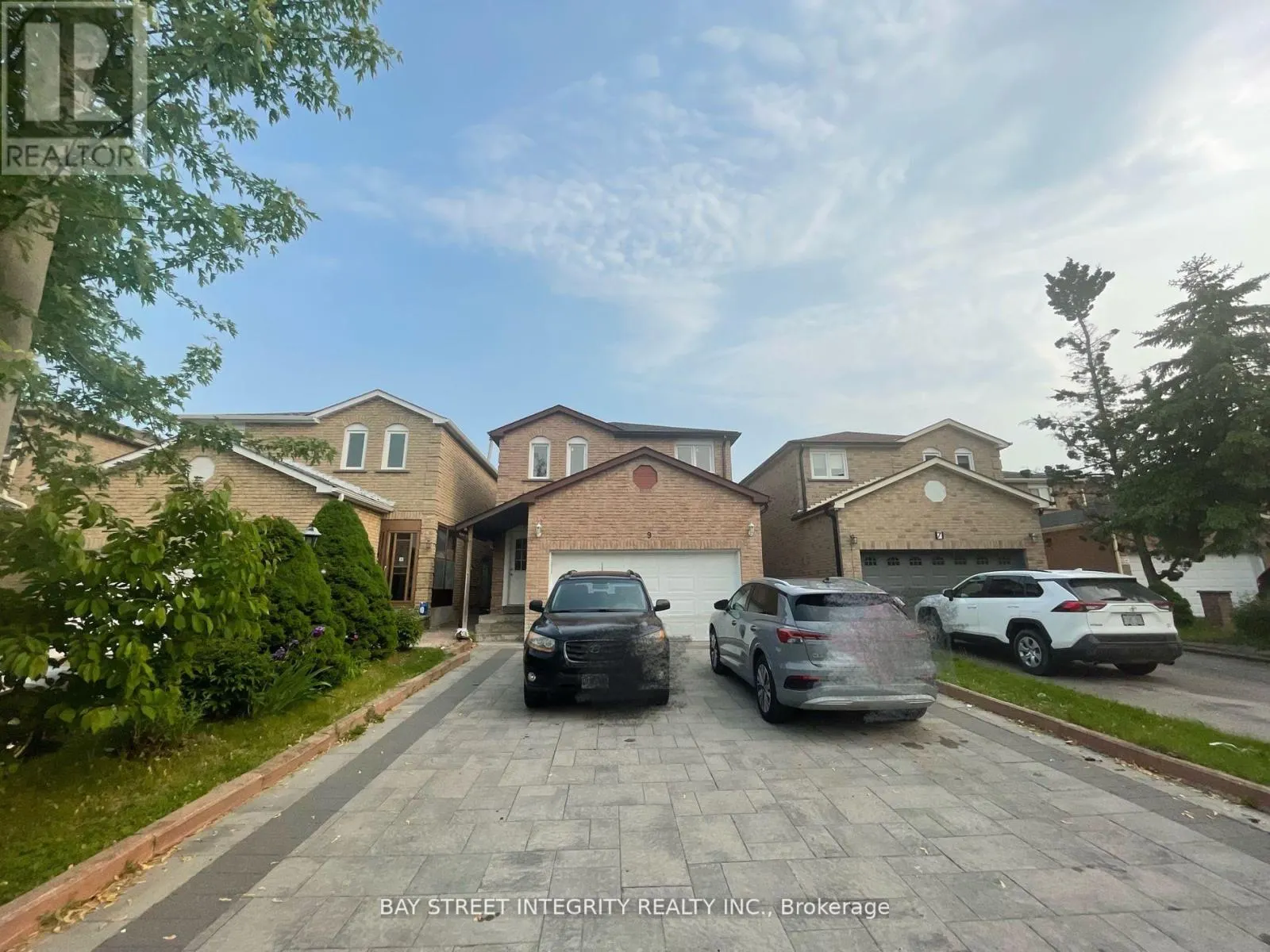 MAIN - 9 FORBES CRESCENT