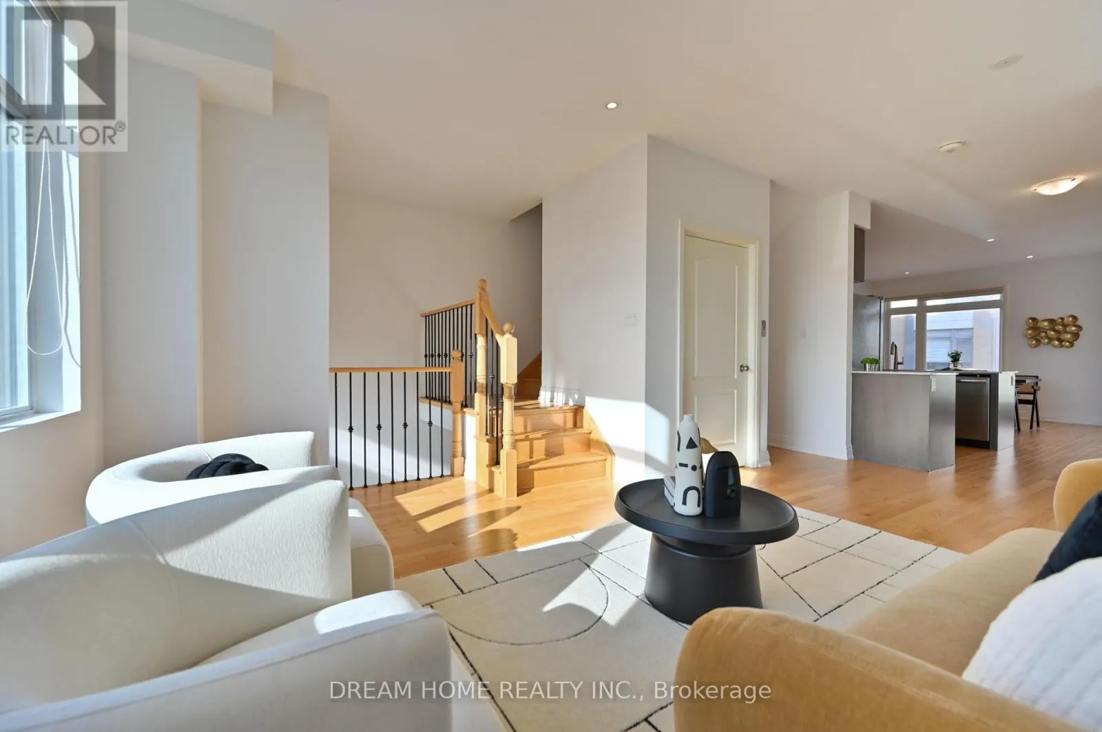 40 TEASEL WAY