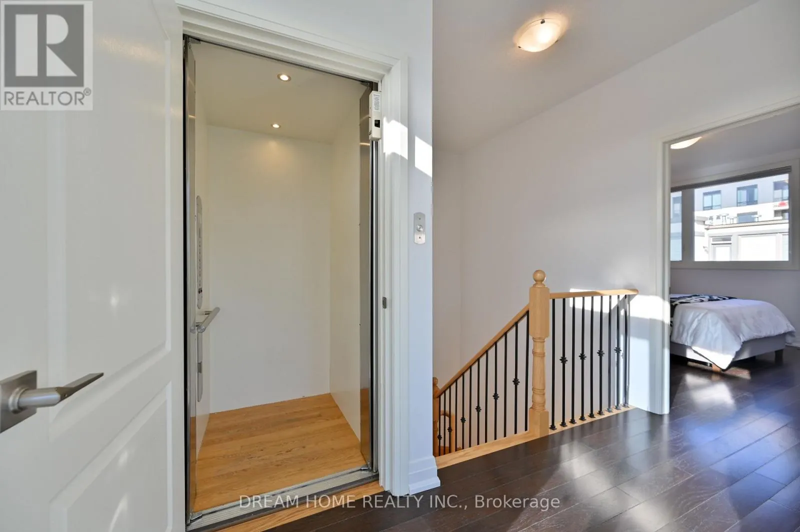 40 TEASEL WAY