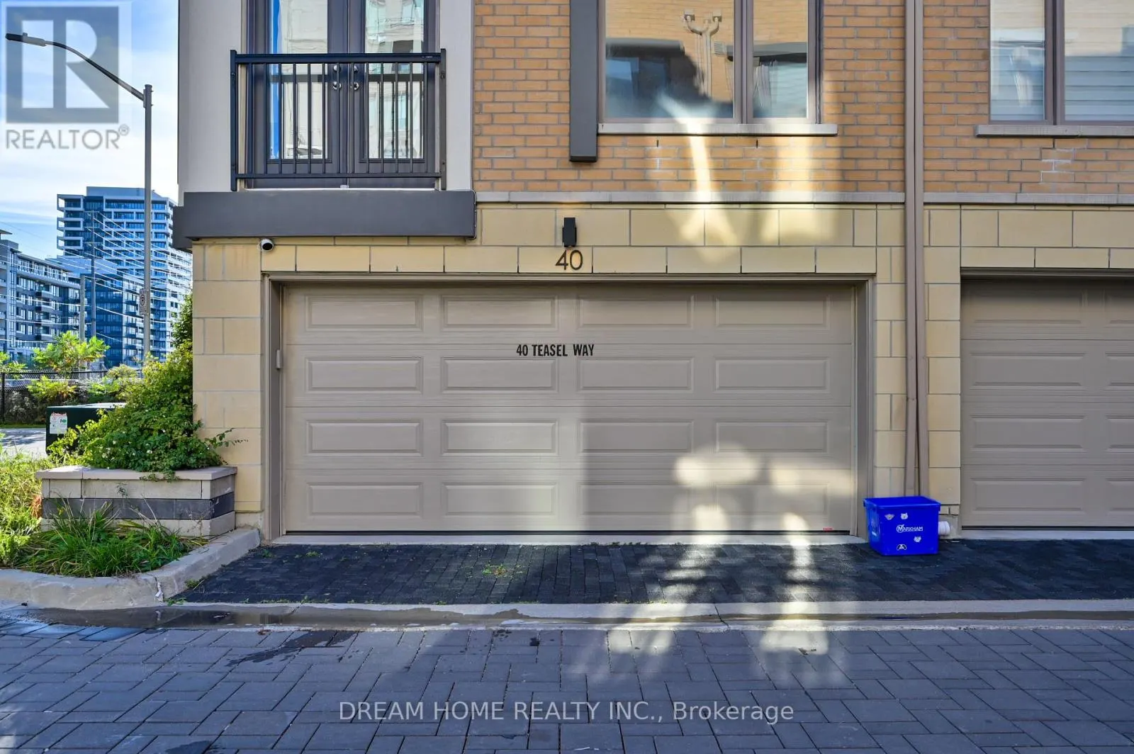 40 TEASEL WAY