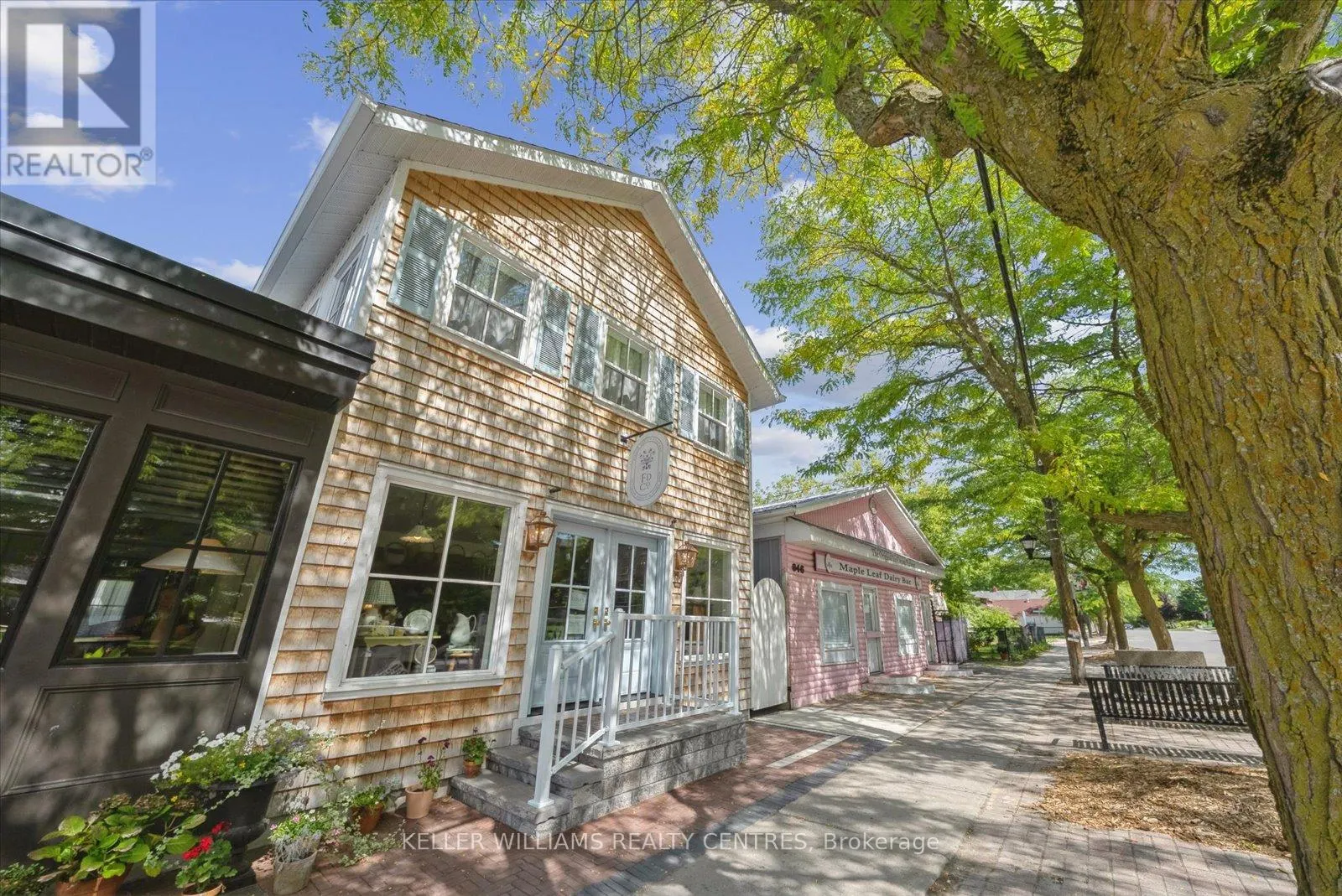 104 - 948 LAKE DRIVE E