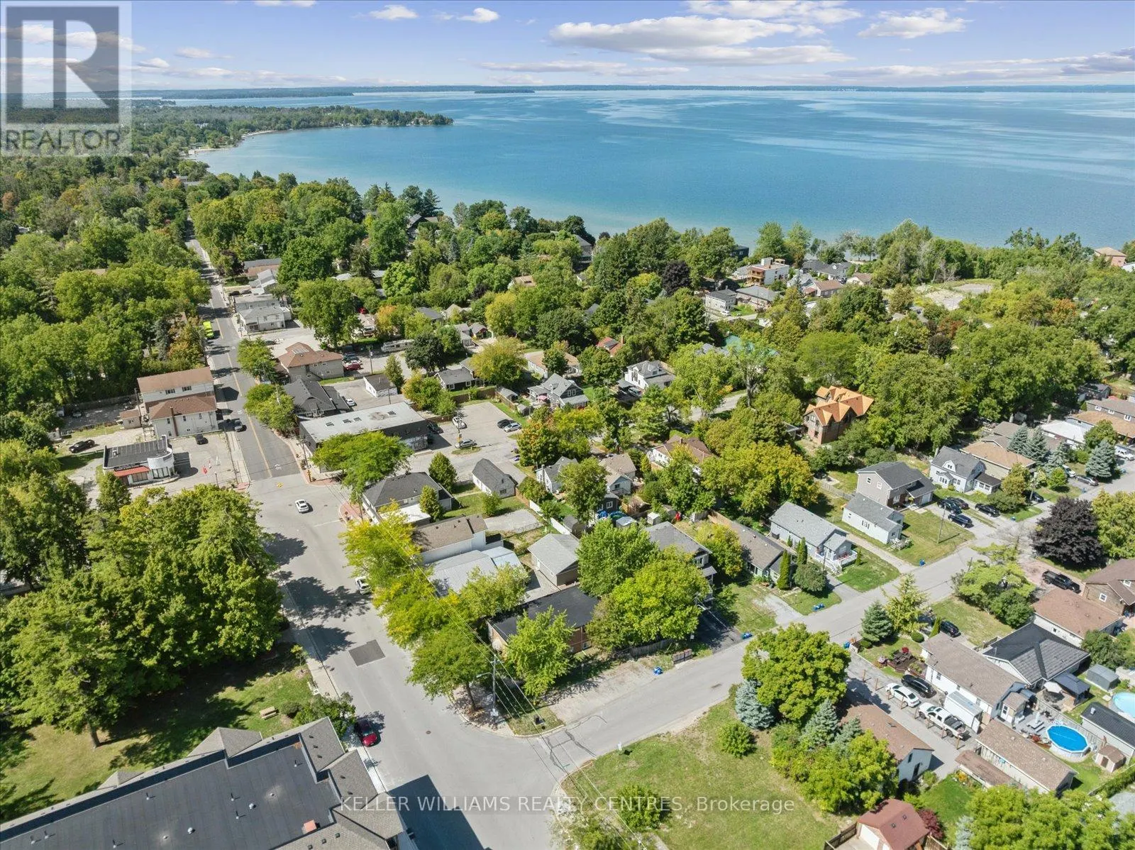 104 - 948 LAKE DRIVE E