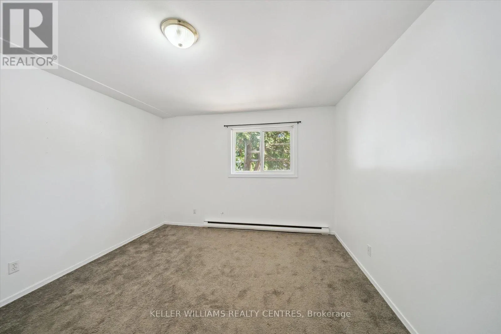 104 - 948 LAKE DRIVE E