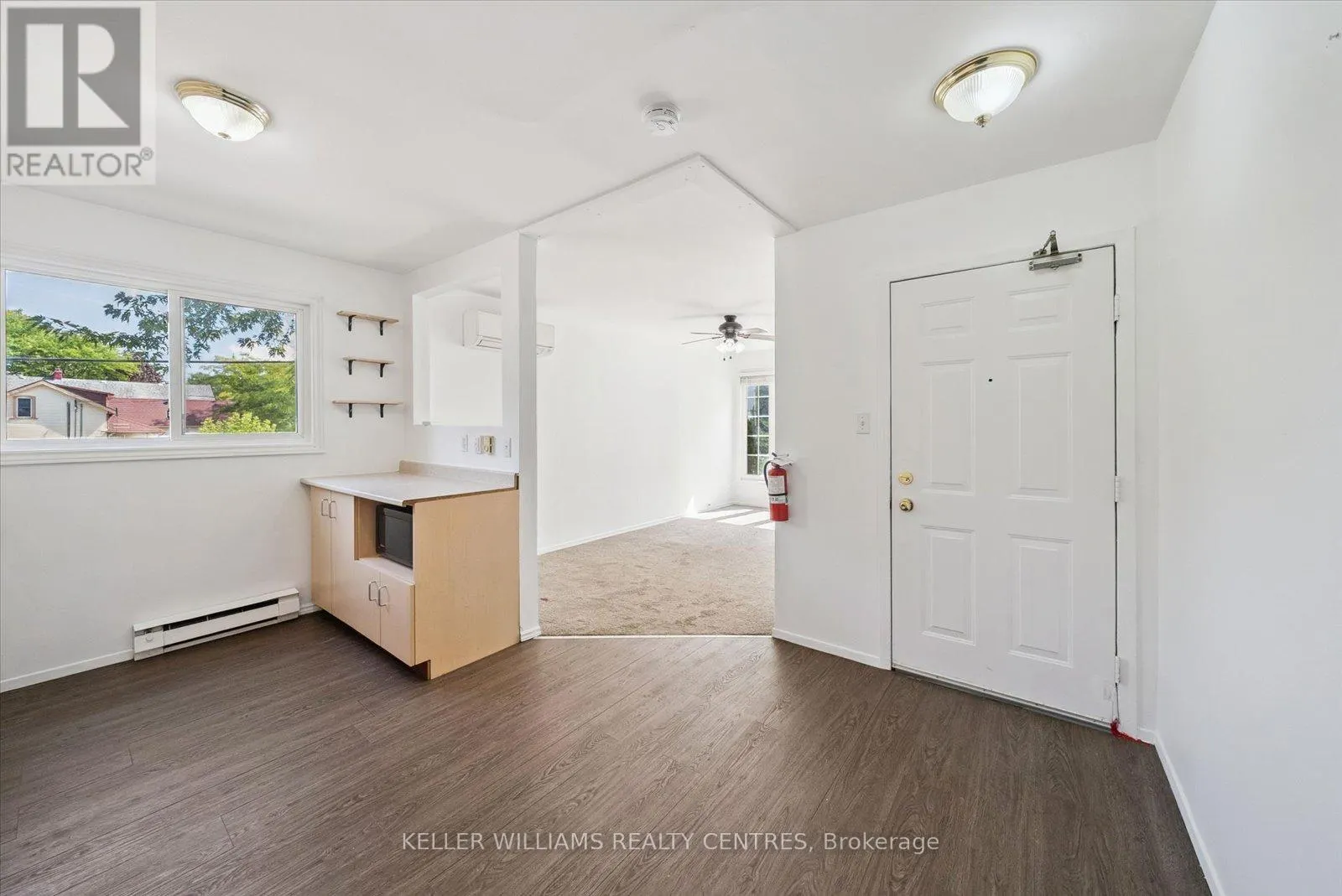 104 - 948 LAKE DRIVE E