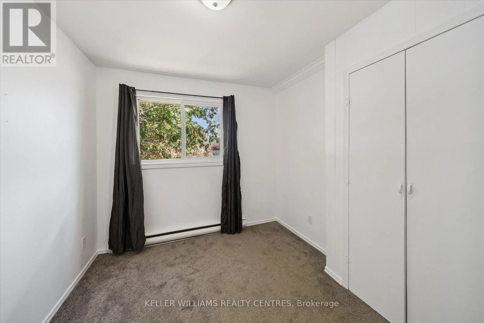 104 - 948 LAKE DRIVE E