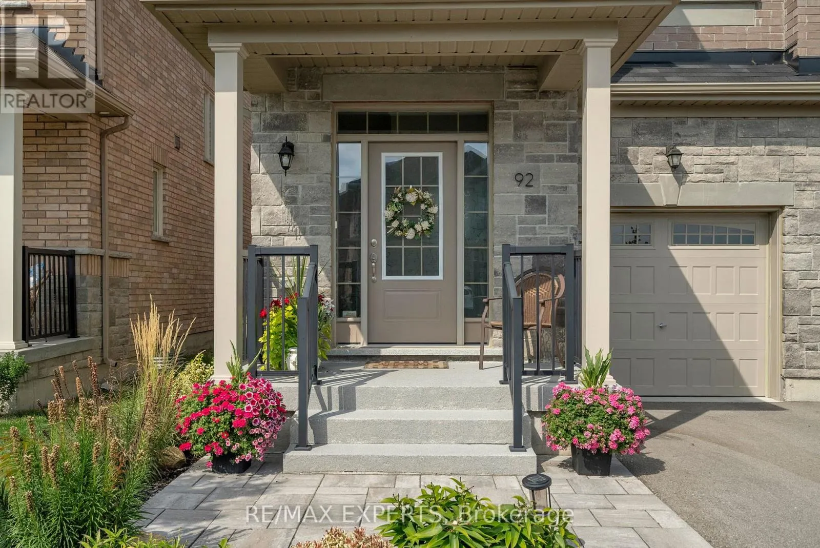 92 ROBB THOMSON ROAD
