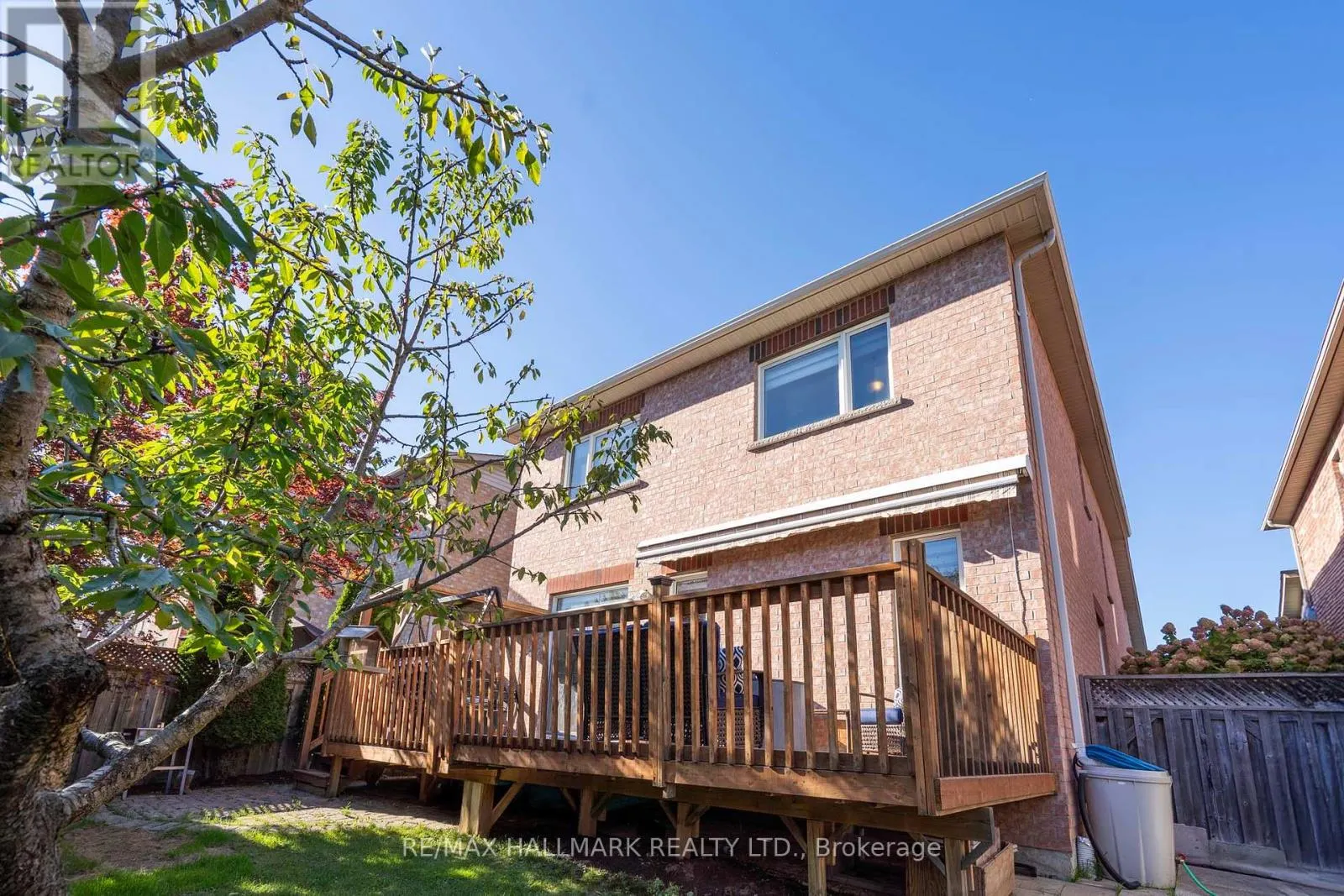 21 BROOKS AVENUE