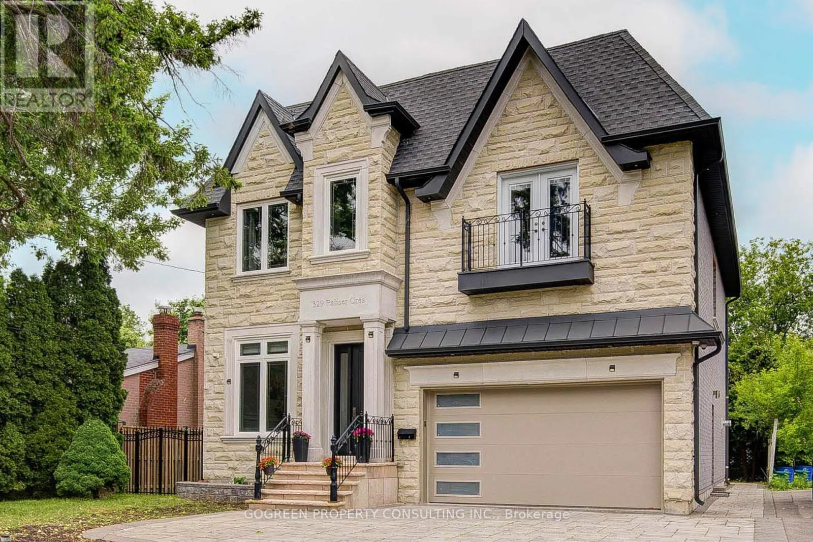 329 PALISER CRESCENT