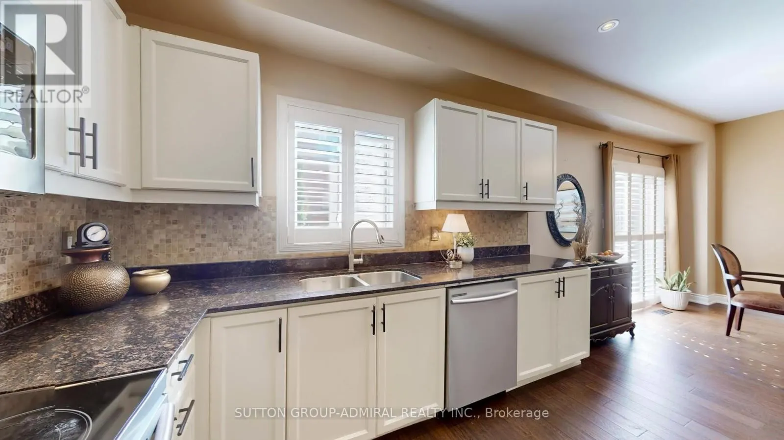 222 HOLLYWOOD HILL CIRCLE