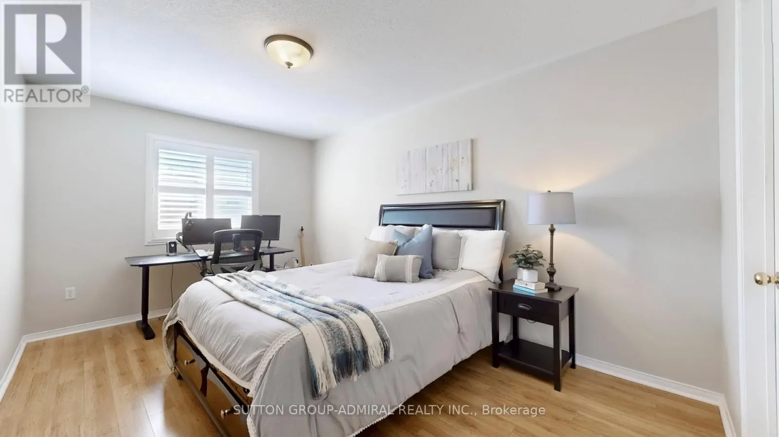 222 HOLLYWOOD HILL CIRCLE