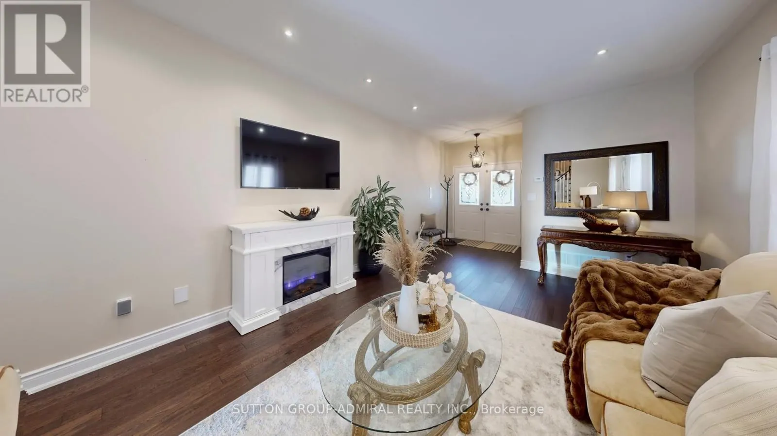 222 HOLLYWOOD HILL CIRCLE