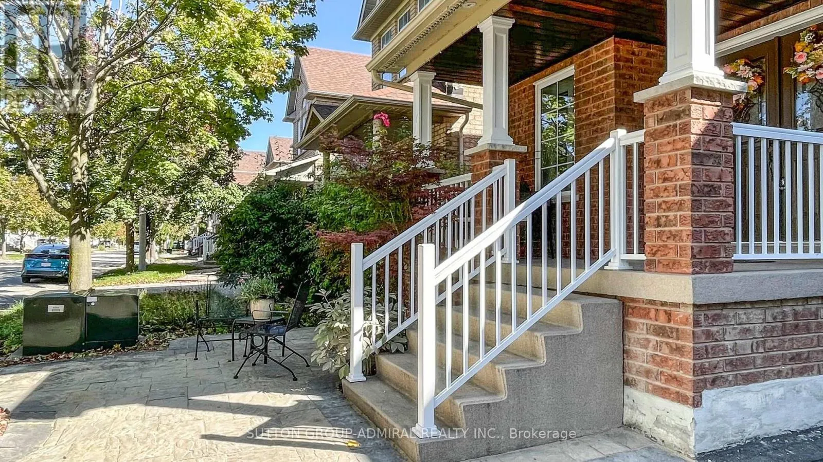 222 HOLLYWOOD HILL CIRCLE