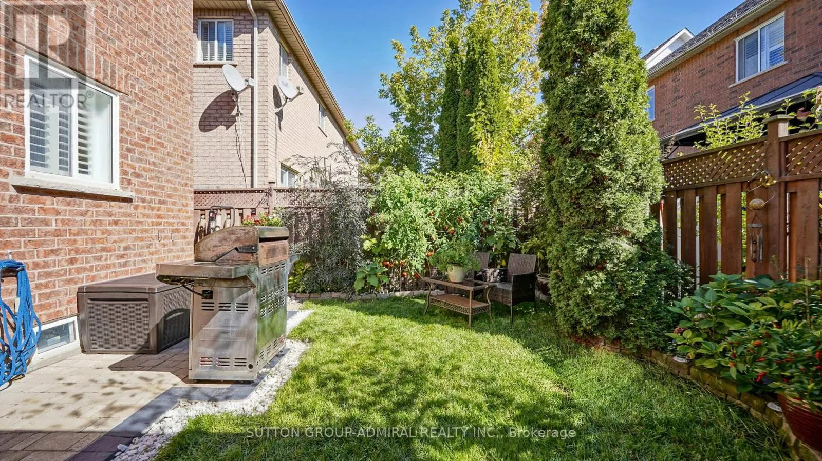 222 HOLLYWOOD HILL CIRCLE