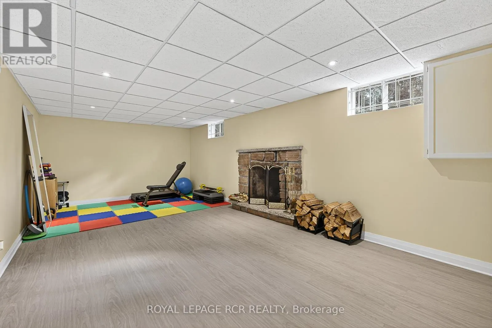 20 JASMINE CRESCENT