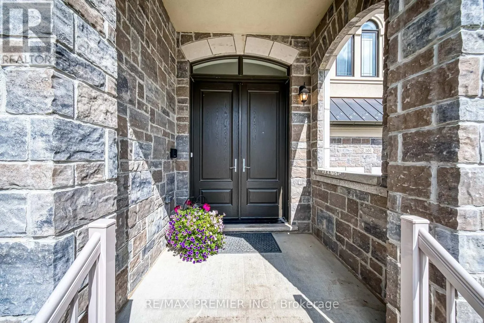 101 APPLEYARD AVENUE