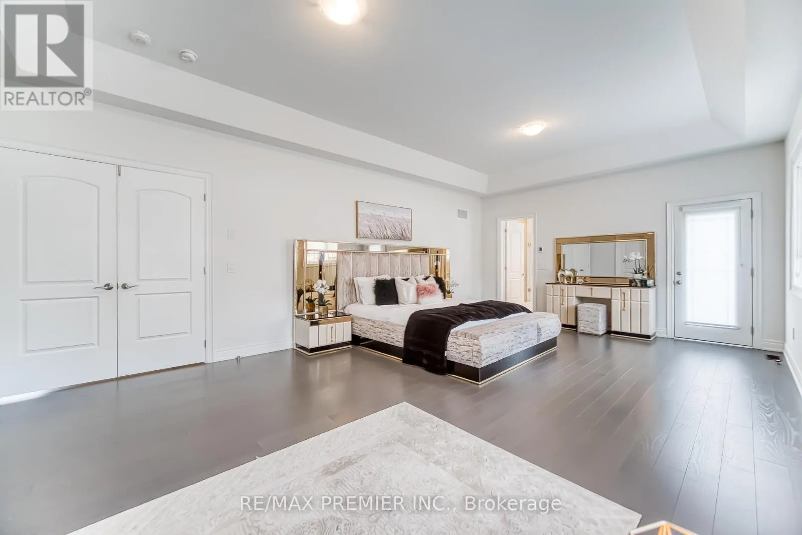 101 APPLEYARD AVENUE