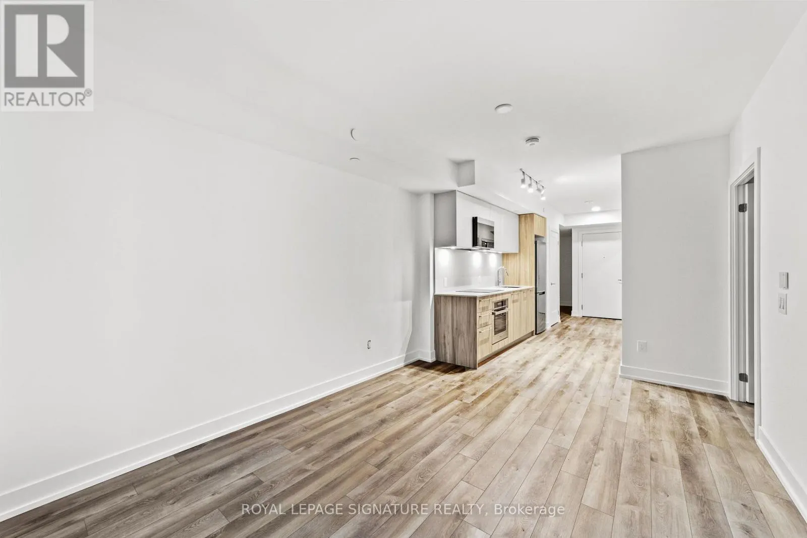 501 - 9 CLEGG ROAD