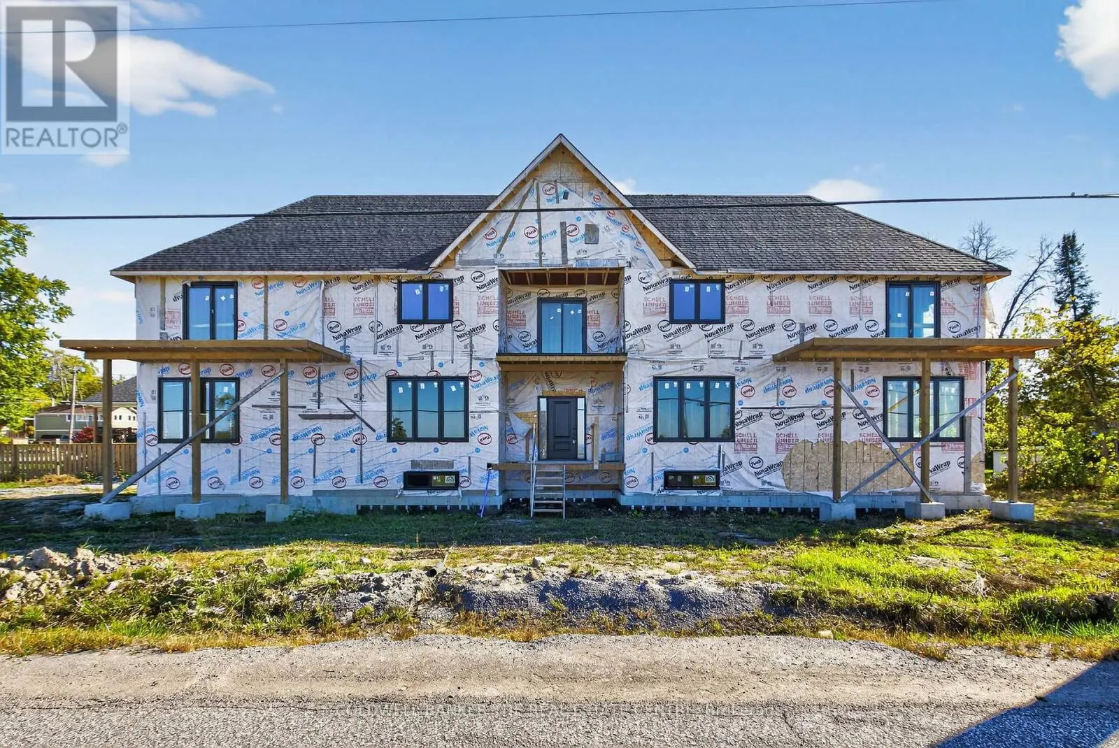 802 WILLOWVIEW ROAD