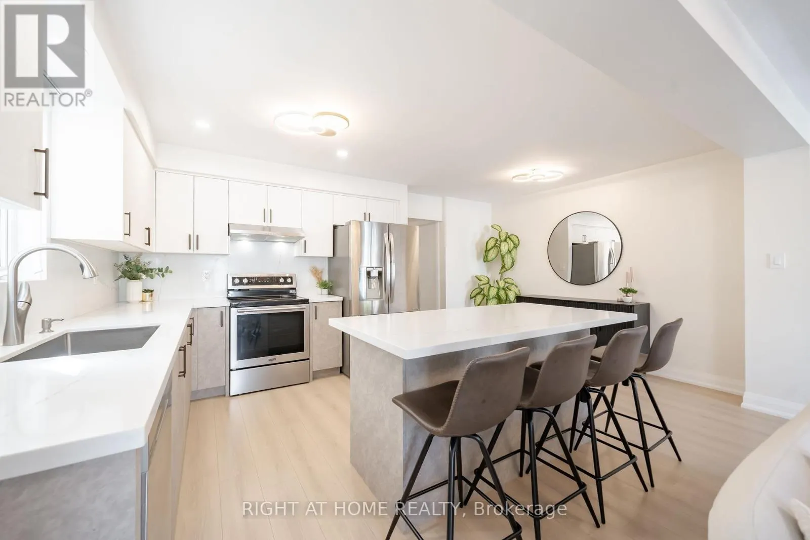 182 MEADOWHAWK TRAIL
