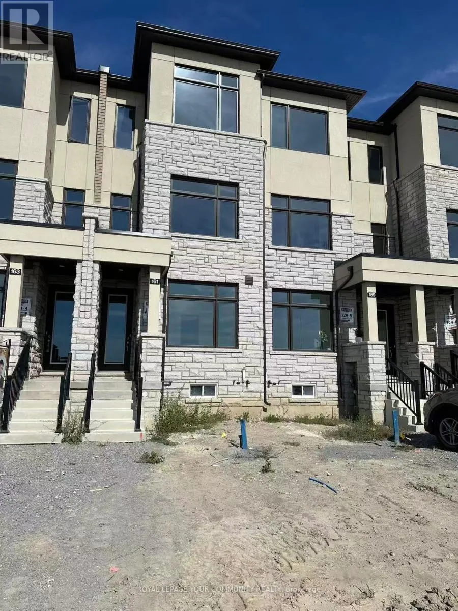 161 BERCZY GREEN DRIVE