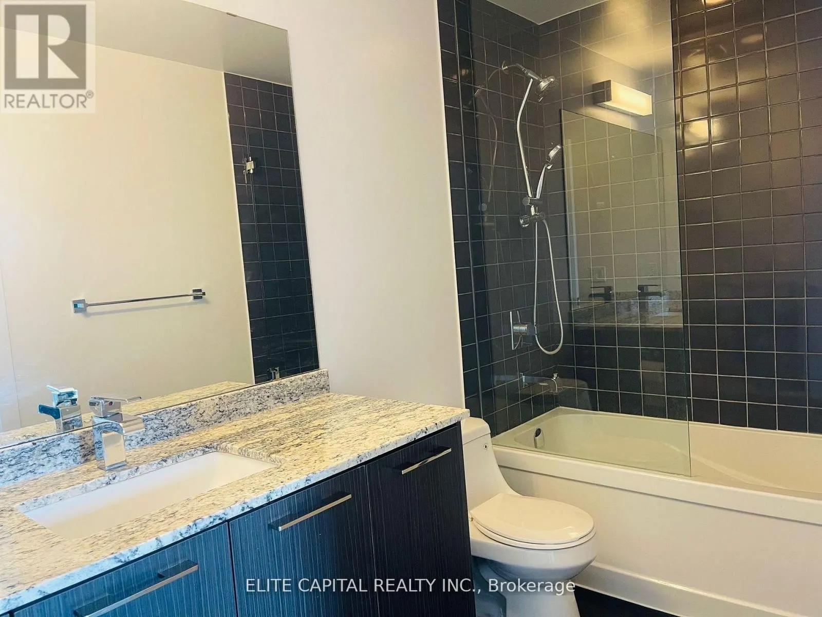 346 - 9471 YONGE STREET