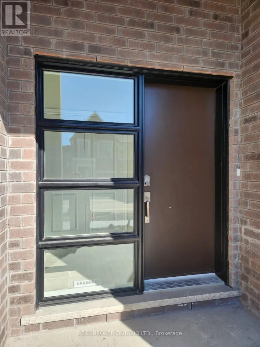 17 FREEMAN WILLIAMS STREET