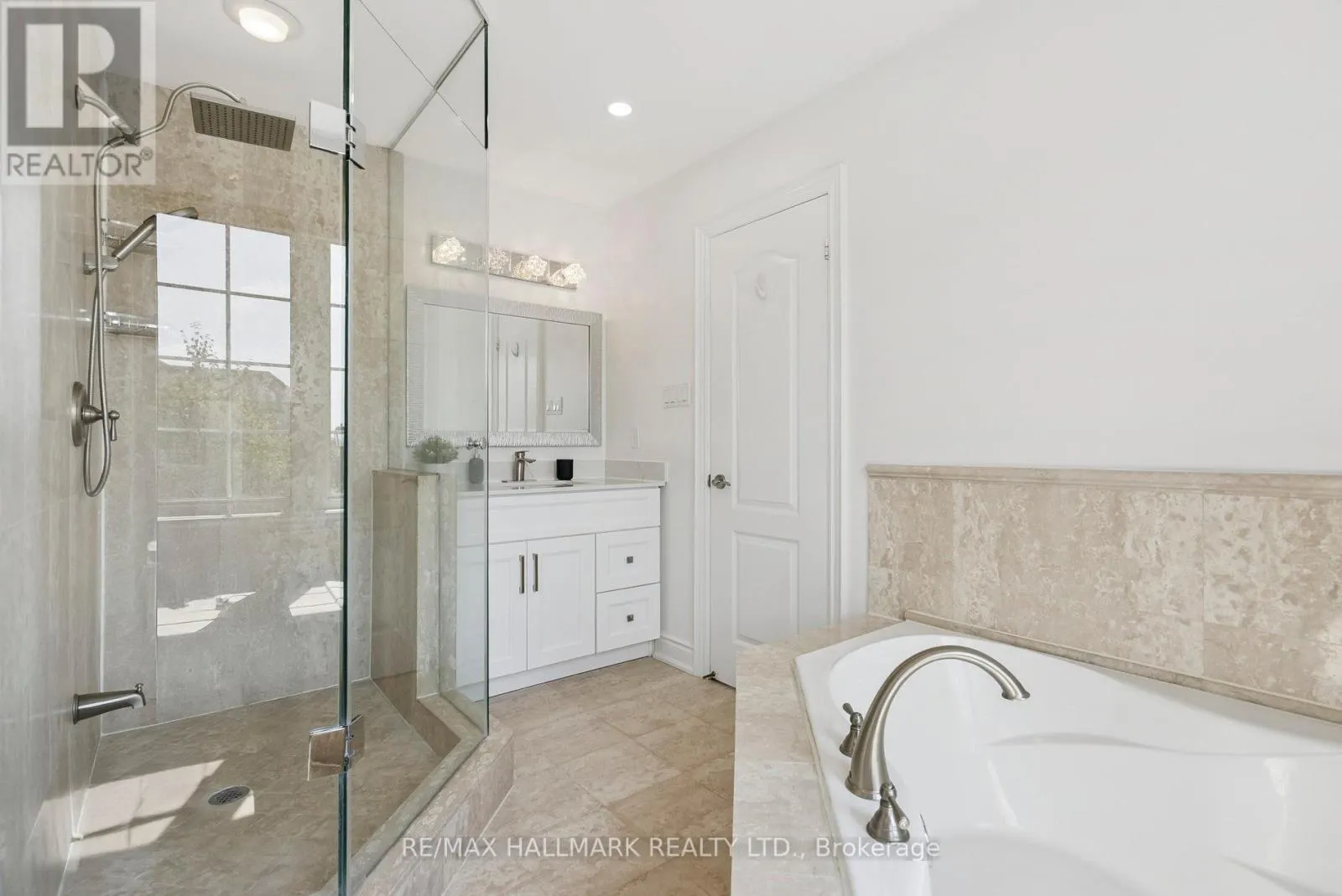 197 ASPENWOOD DRIVE