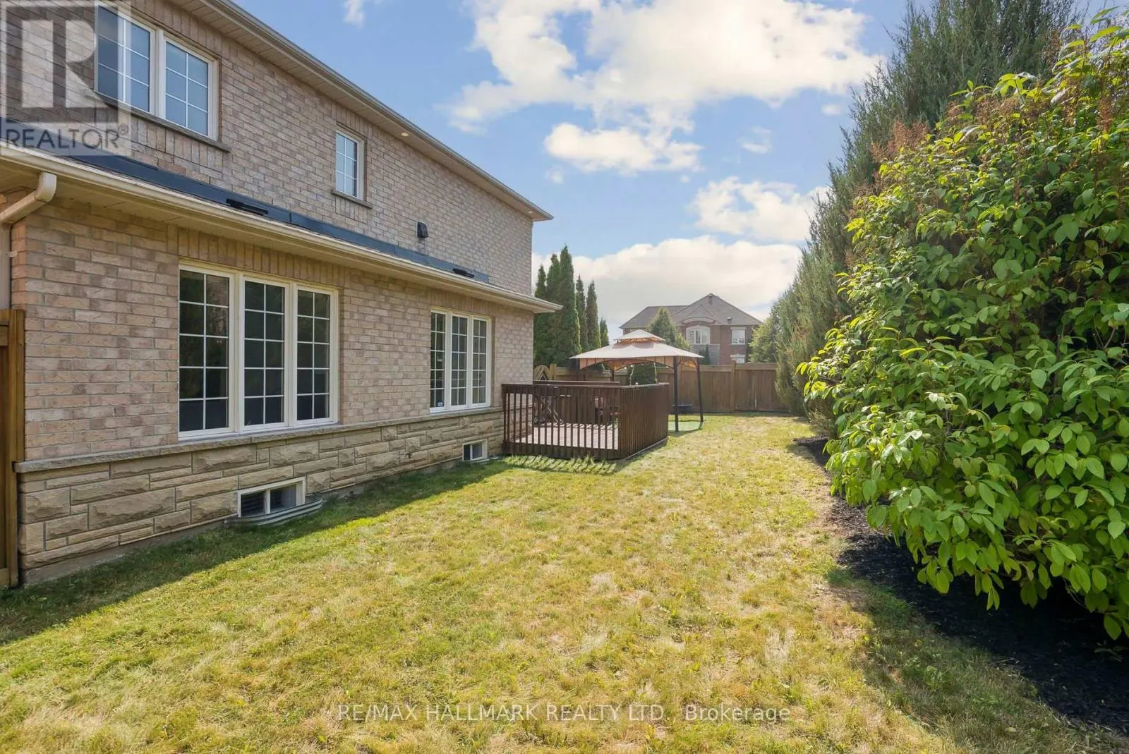 197 ASPENWOOD DRIVE