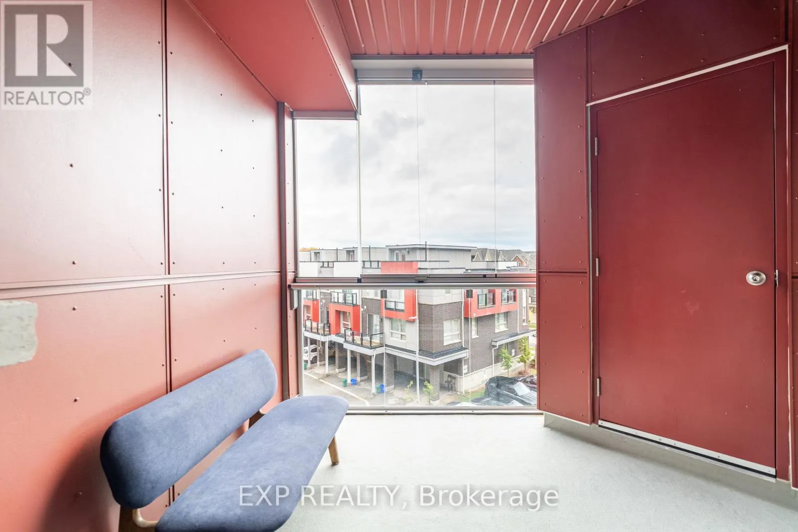 401 - 2 ADAM SELLERS STREET