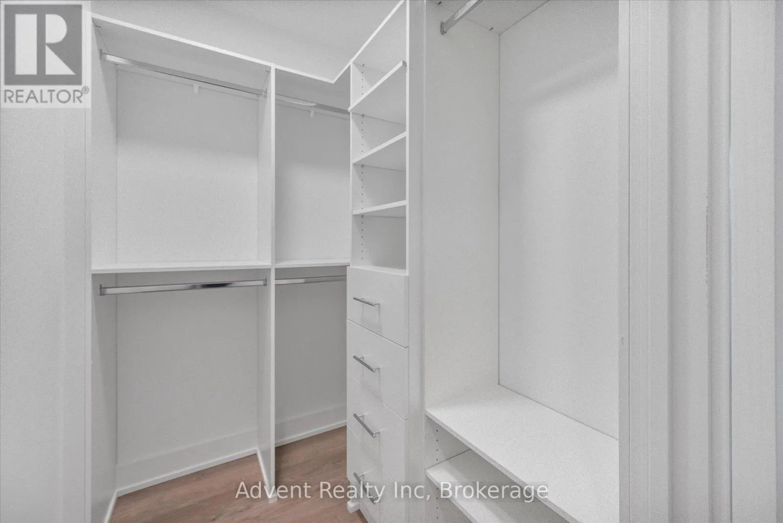 132 - 8 CEDARLAND DRIVE
