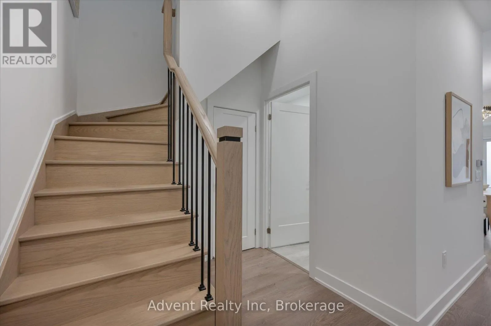 132 - 8 CEDARLAND DRIVE